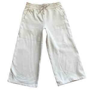 LULULEMON LOUNGEFUL HIGH-RISE WIDE LEG CROP PANT SIZE 8 TRENDY COMFY STYLISH